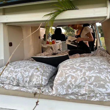 Luxe tent Rent A Blueclassics 's Campervan Vw T3 Azulina In Algarve Au Portugal, Portimão