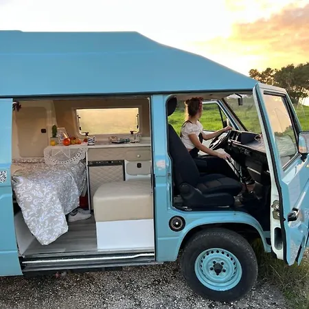 Rent A Blueclassics 's Campervan Vw T3 Azulina In Algarve Au Portugal, * Portimão