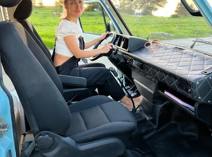 Rent A Blueclassics 's Campervan Vw T3 Azulina In Algarve Au Portugal,