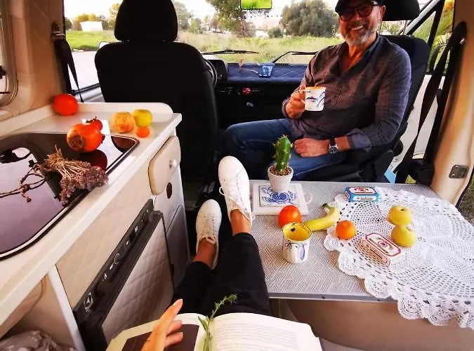 Роскошный шатер Rent A Blueclassics 's Campervan Vw T3 Azulina In Algarve Au Portugal,