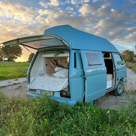 Rent A Blueclassics 's Campervan Vw T3 Azulina In Algarve Au Portugal, Campo de lujo *